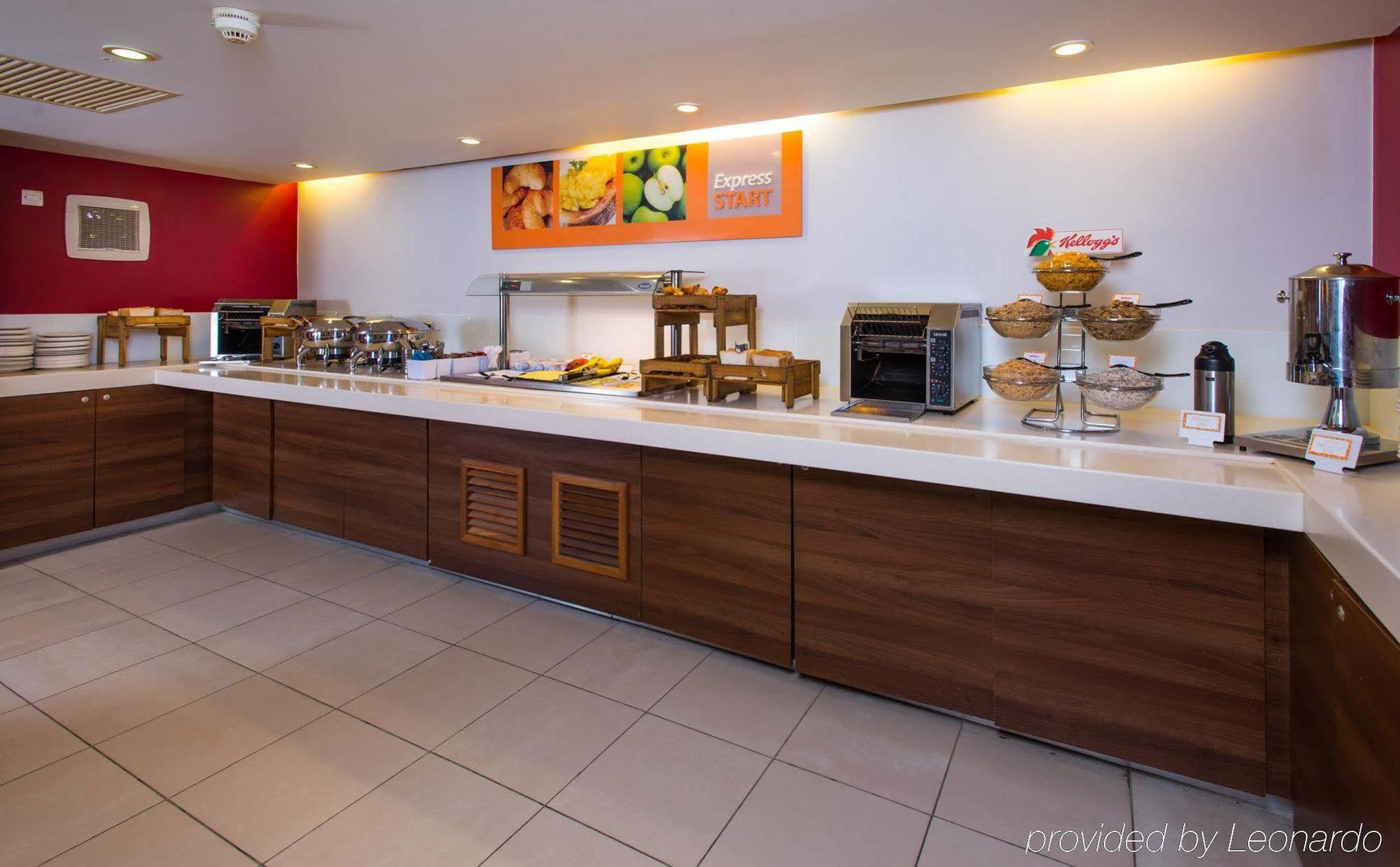 Holiday Inn Express London - Dartford By Ihg Kültér fotó